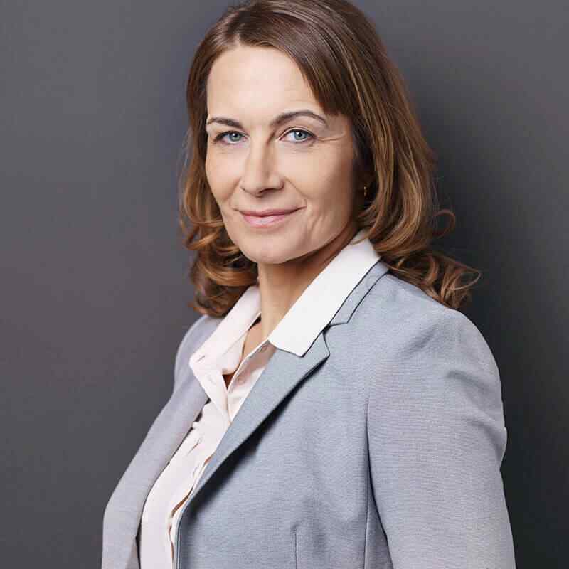 https://jocgestion.com/wp-content/uploads/2019/10/inner_team_02.jpg