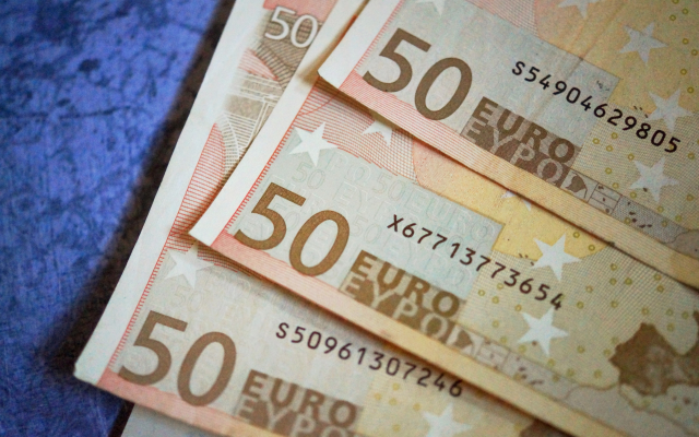 Ayuda de 200 euros: esto es lo que necesitas para pedirla a Hacienda